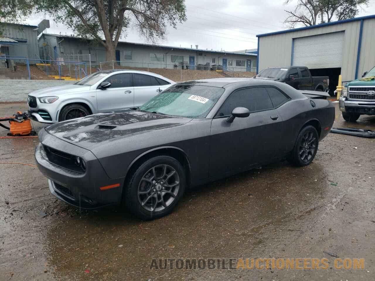 2C3CDZGG1JH256822 DODGE CHALLENGER 2018