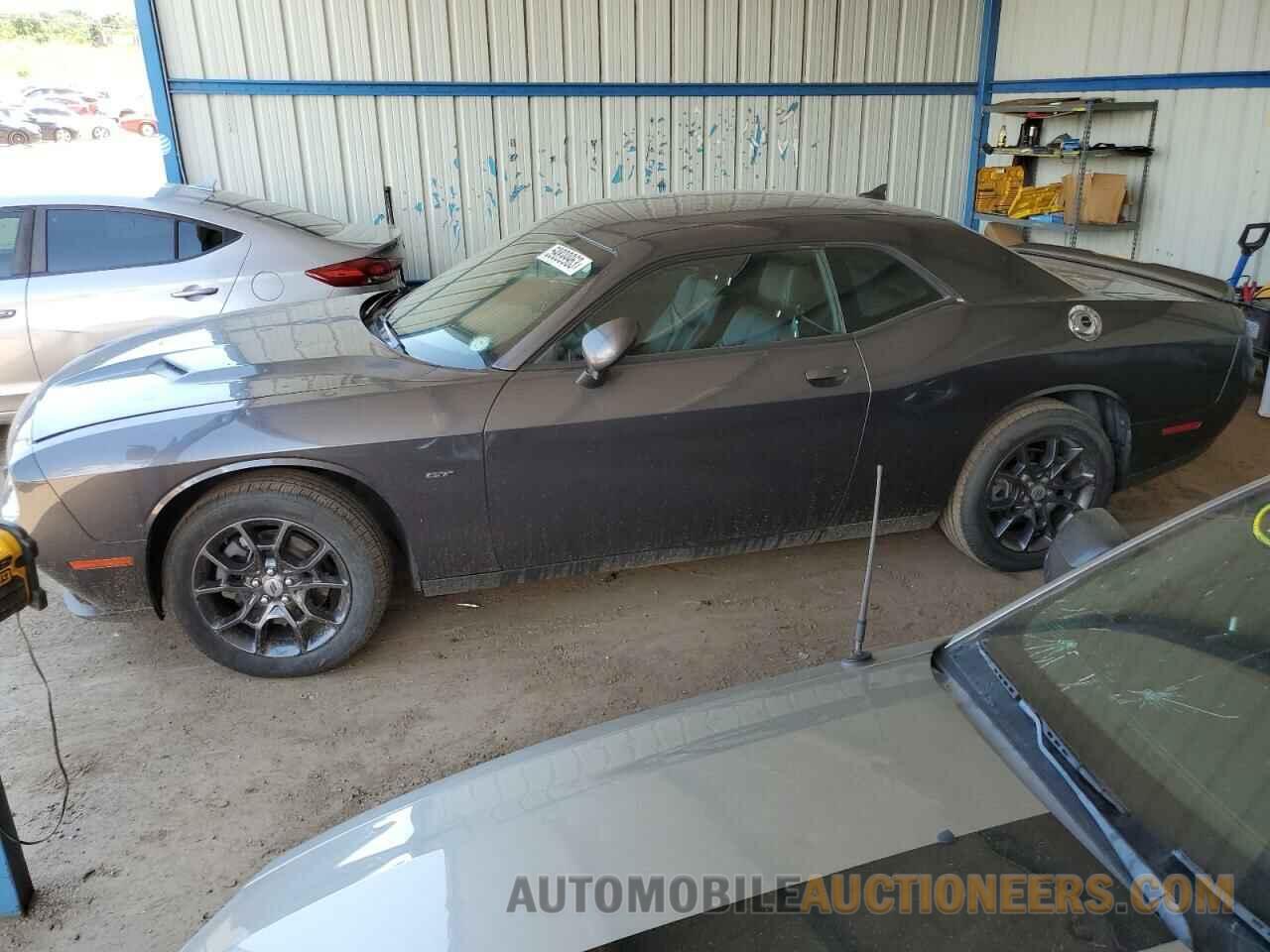 2C3CDZGG2JH256800 DODGE CHALLENGER 2018