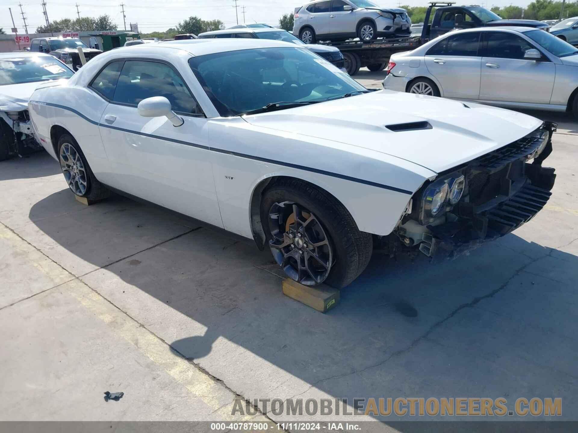 2C3CDZGG8HH589366 DODGE CHALLENGER 2017