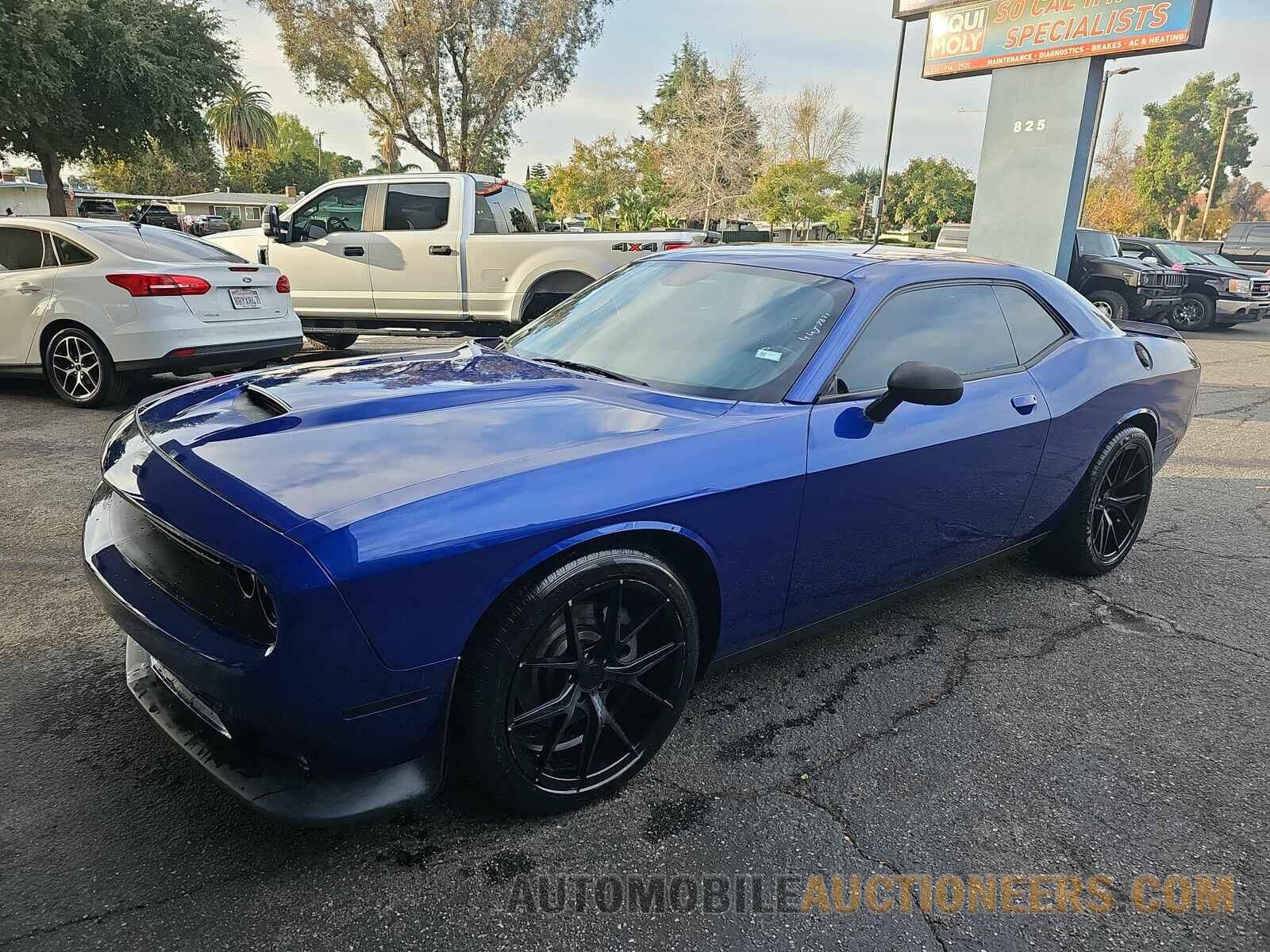 2C3CDZJG0KH744184 Dodge Challenger 2019