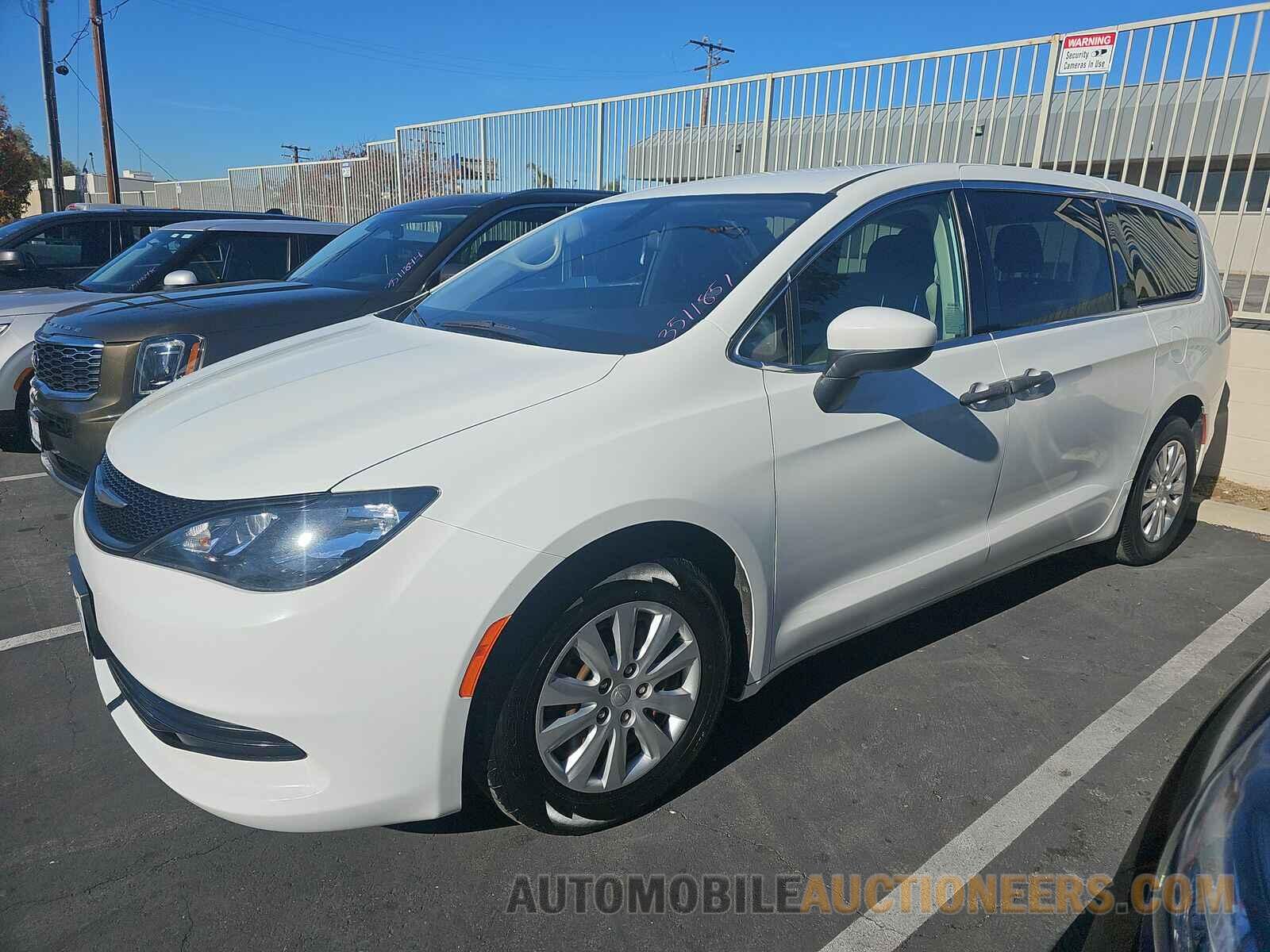 2C4RC1AG3JR292072 Chrysler Pacifica 2018