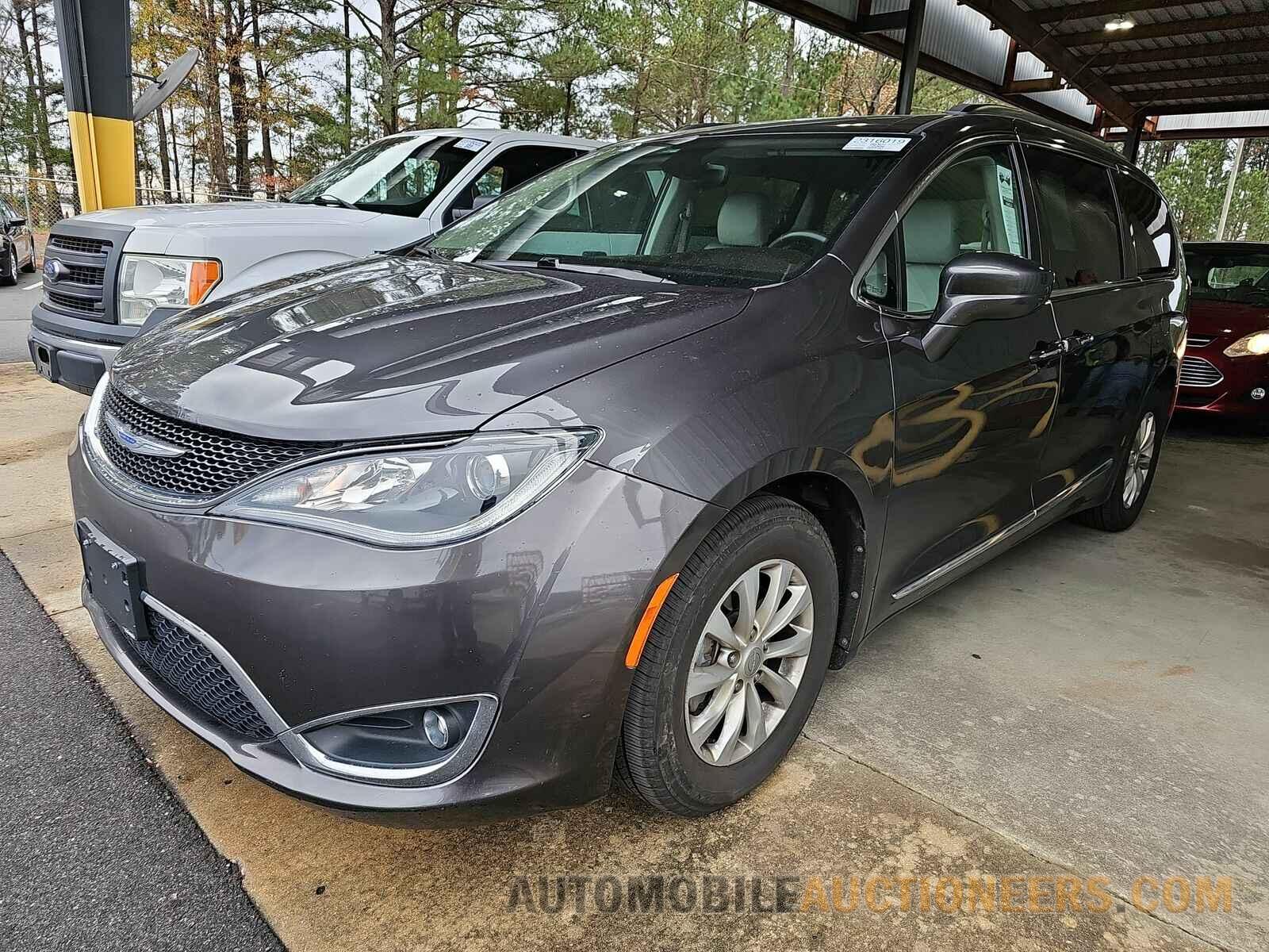 2C4RC1BG0HR683365 Chrysler Pacifica 2017