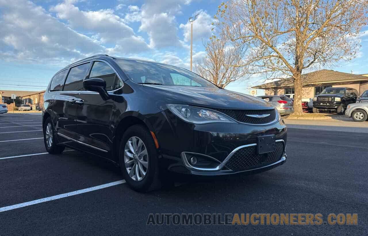 2C4RC1BG1JR320885 CHRYSLER PACIFICA 2018