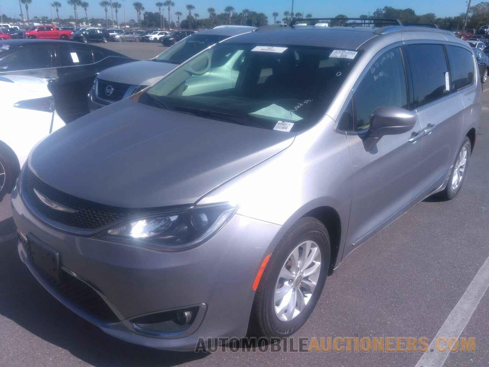 2C4RC1BG2KR540117 Chrysler Pacifica 2019