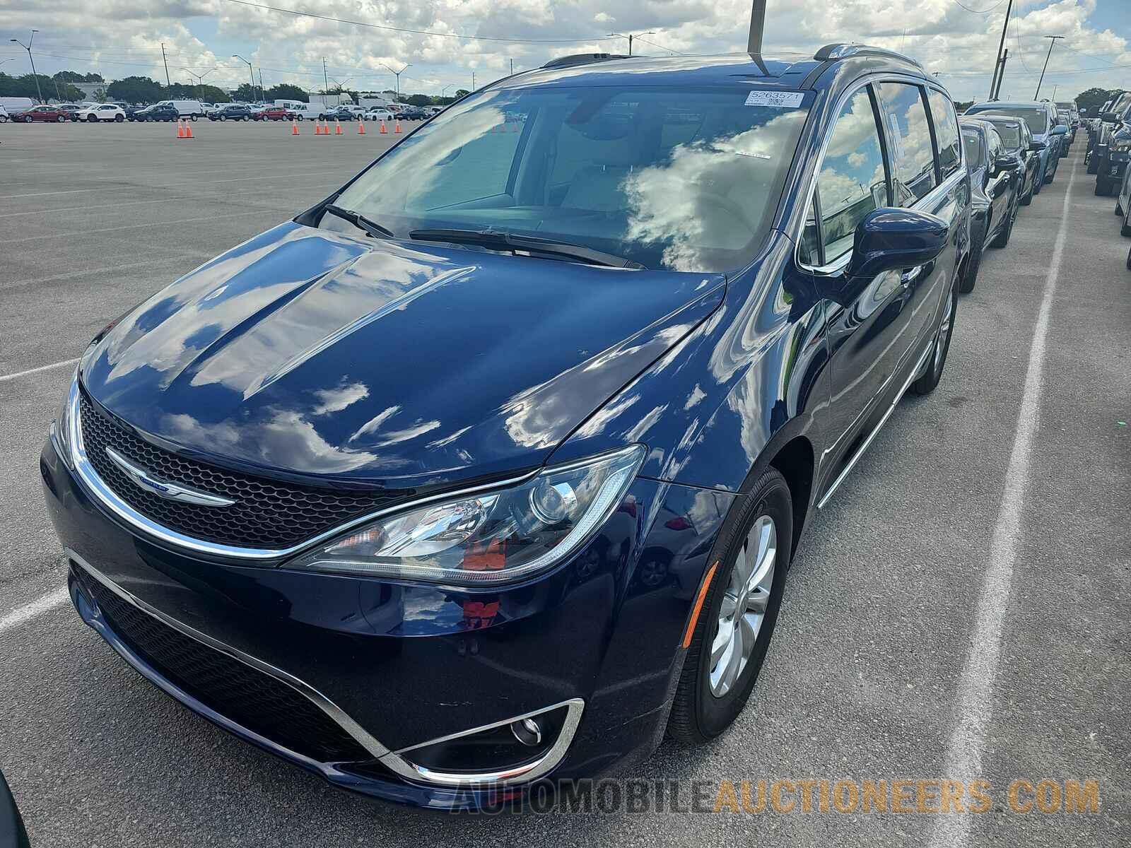 2C4RC1BG2KR610098 Chrysler Pacifica 2019