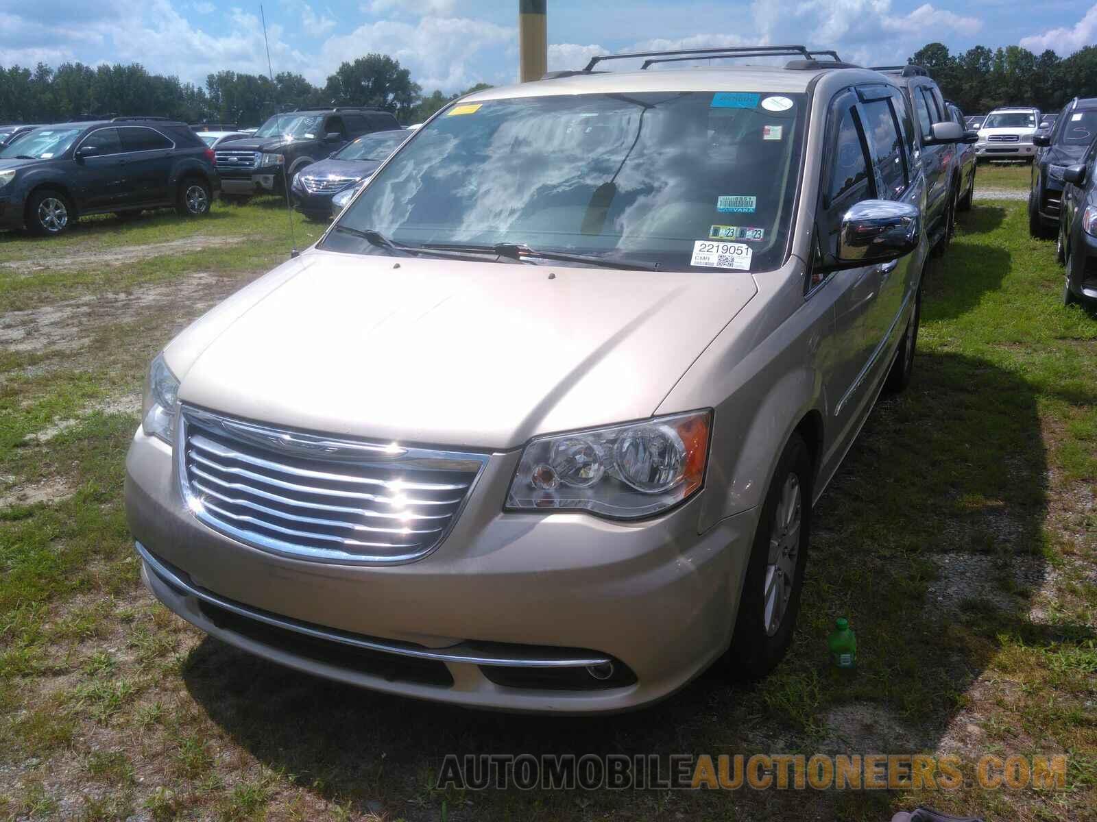 2C4RC1BG3FR751431 Chrysler Town &amp; Country 2015