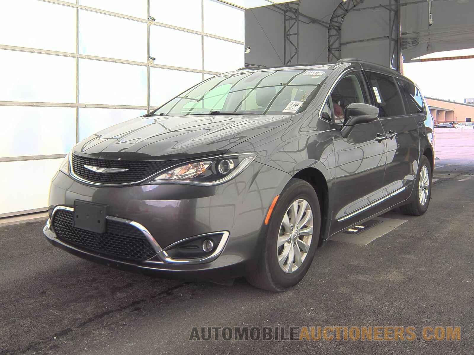 2C4RC1BG3HR709733 Chrysler Pacifica 2017