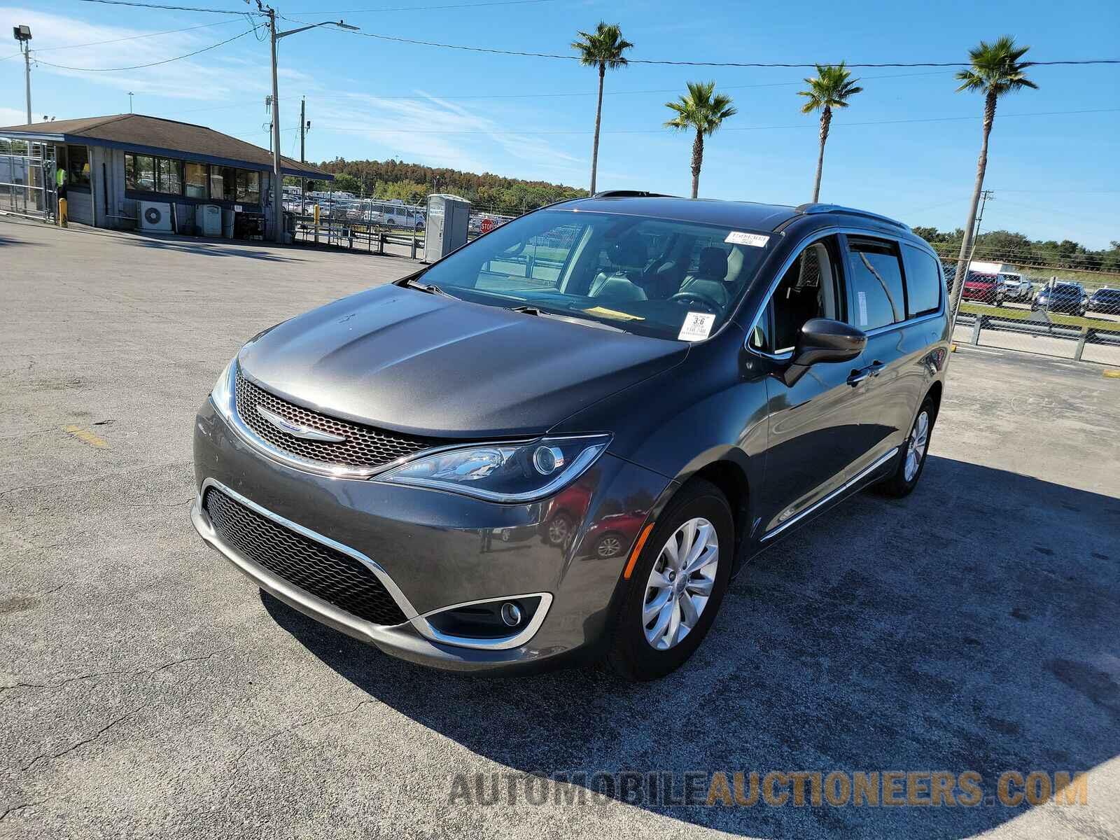 2C4RC1BG3KR554091 Chrysler Pacifica 2019