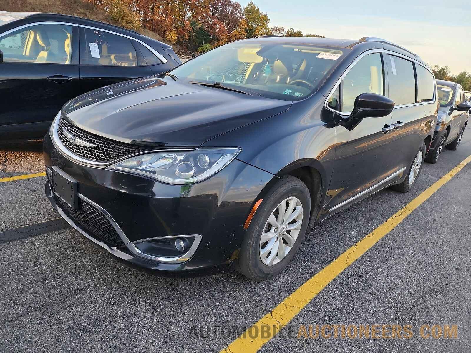 2C4RC1BG4KR651266 Chrysler Pacifica 2019