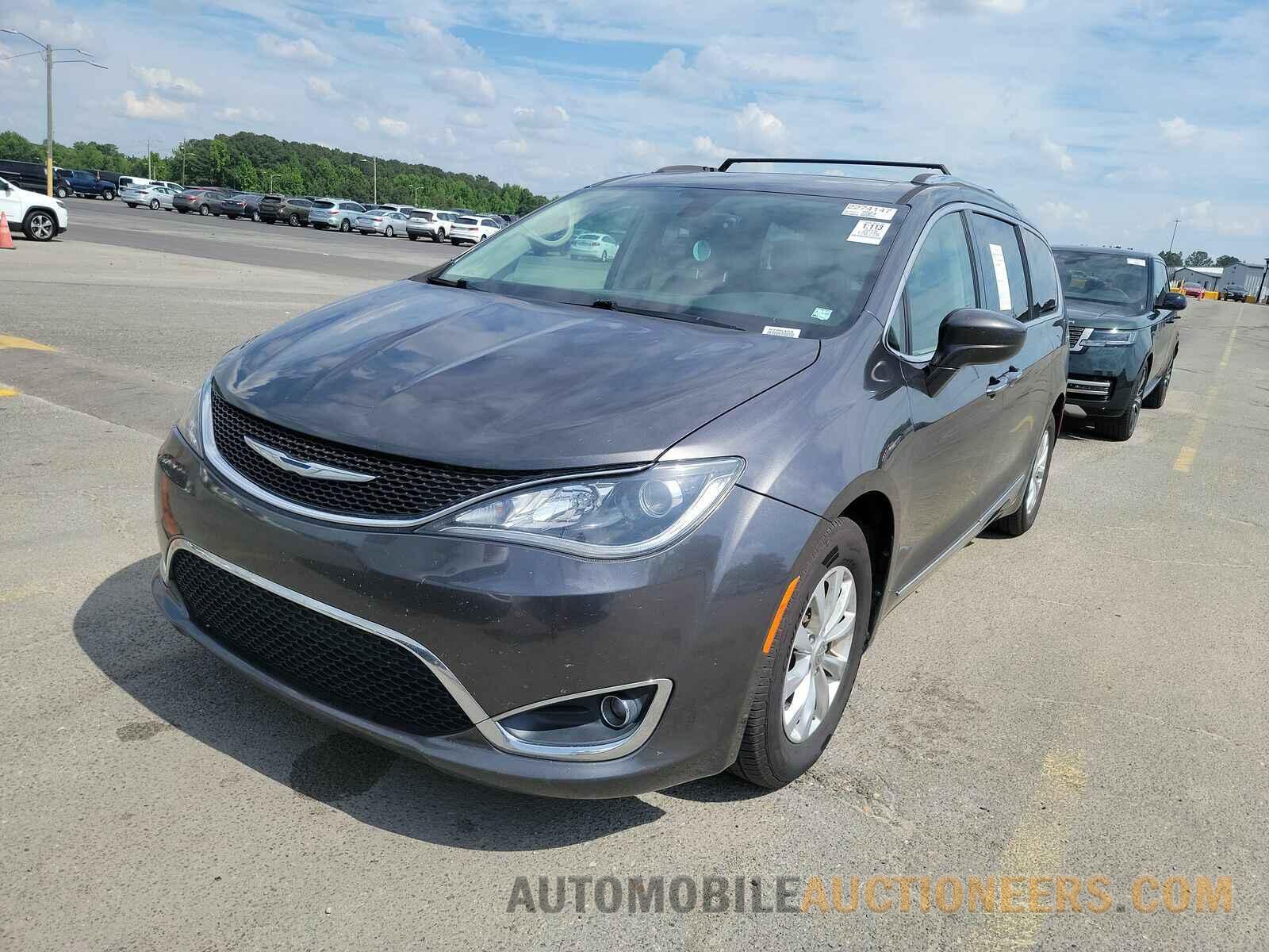 2C4RC1BG6JR120651 Chrysler Pacifica 2018