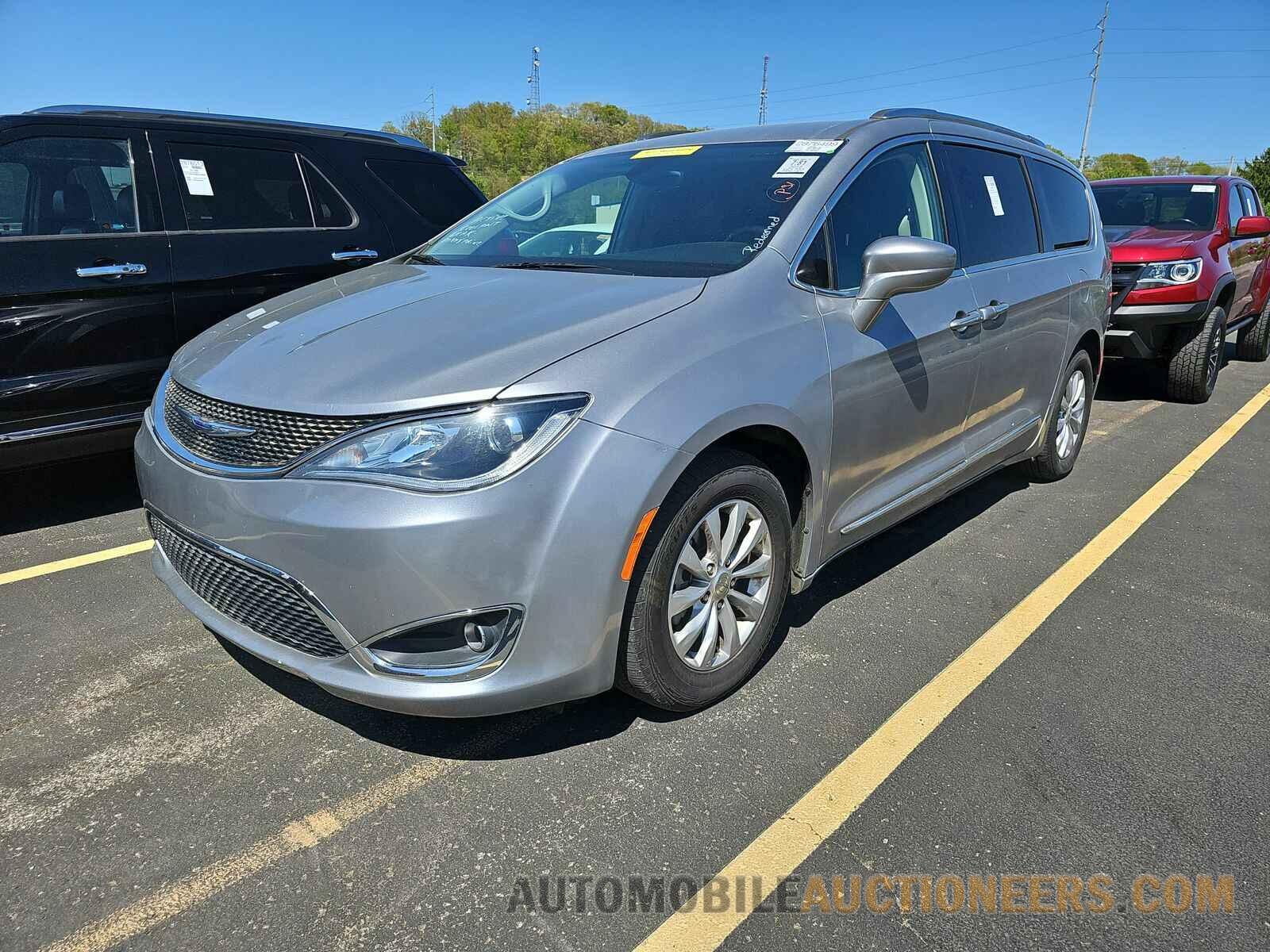 2C4RC1BG6JR252874 Chrysler Pacifica 2018