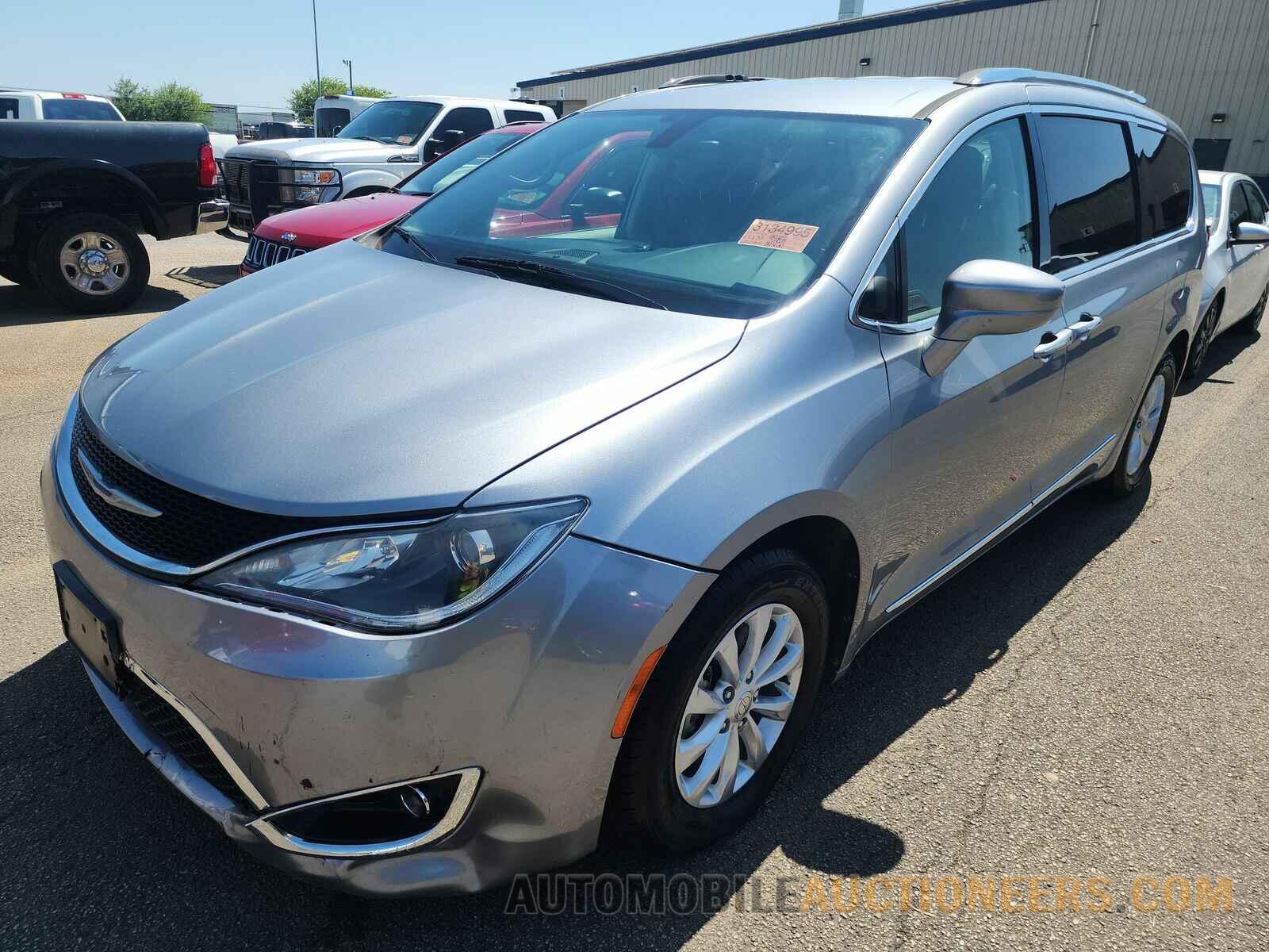 2C4RC1BG6KR627082 Chrysler Pacifica 2019