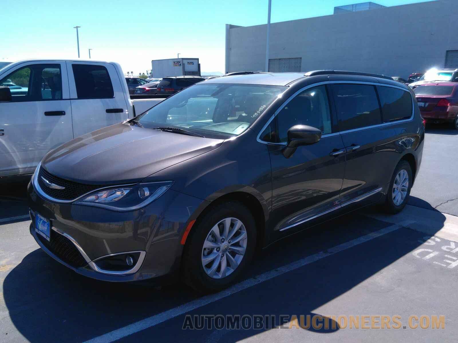 2C4RC1BG7HR539702 Chrysler Pacifica 2017