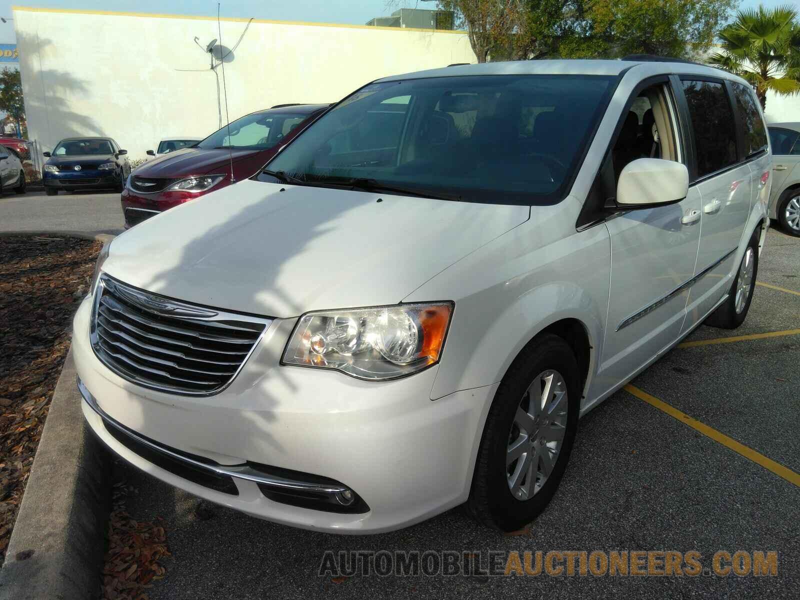 2C4RC1BGXGR157629 Chrysler Town &amp; Country 2016