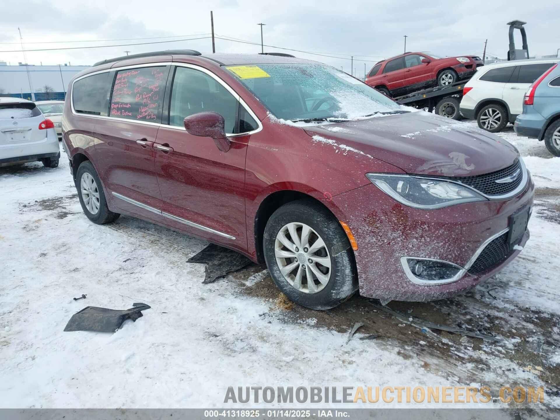 2C4RC1BGXHR520593 CHRYSLER PACIFICA 2017