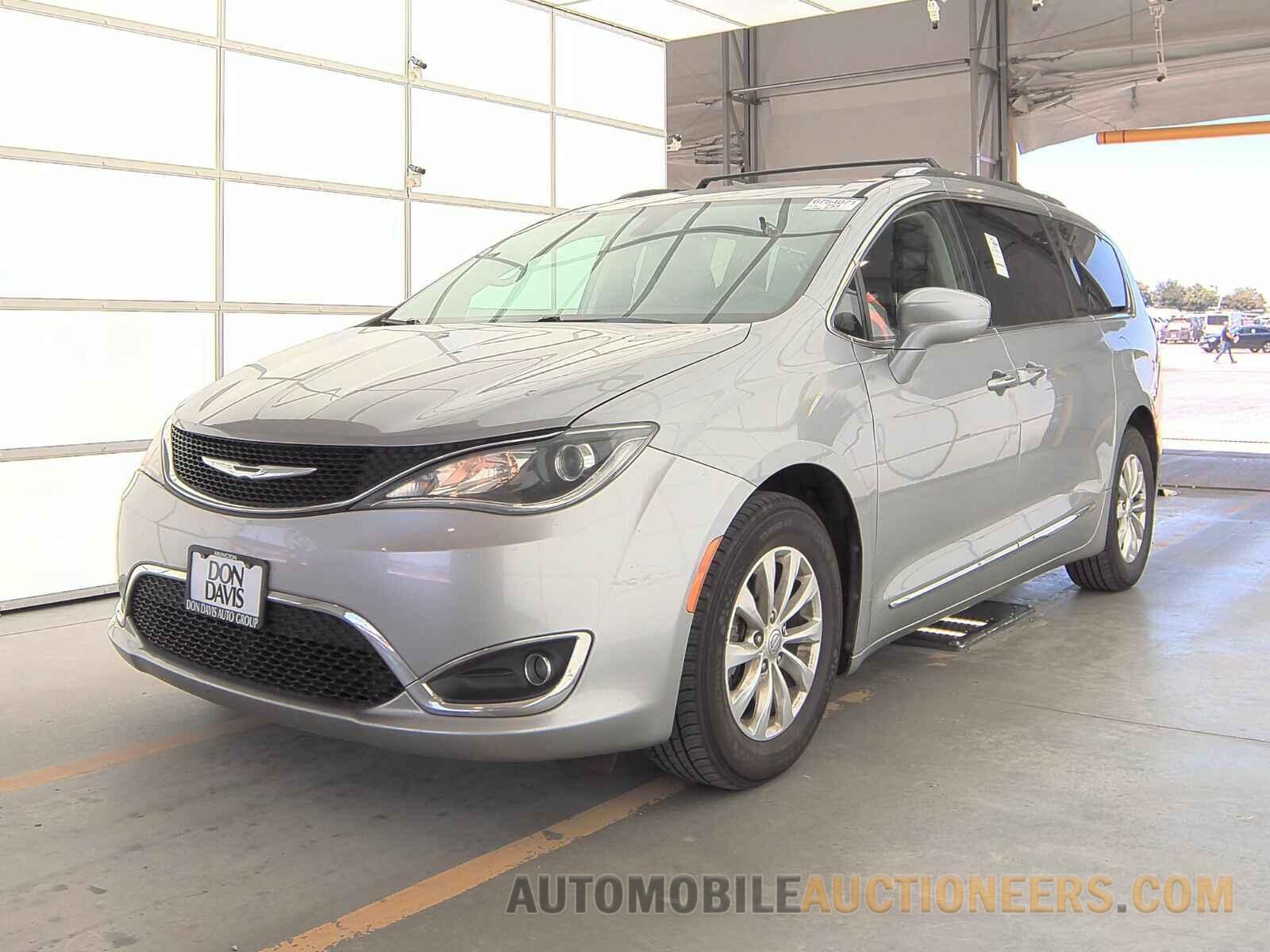 2C4RC1BGXJR110527 Chrysler Pacifica 2018