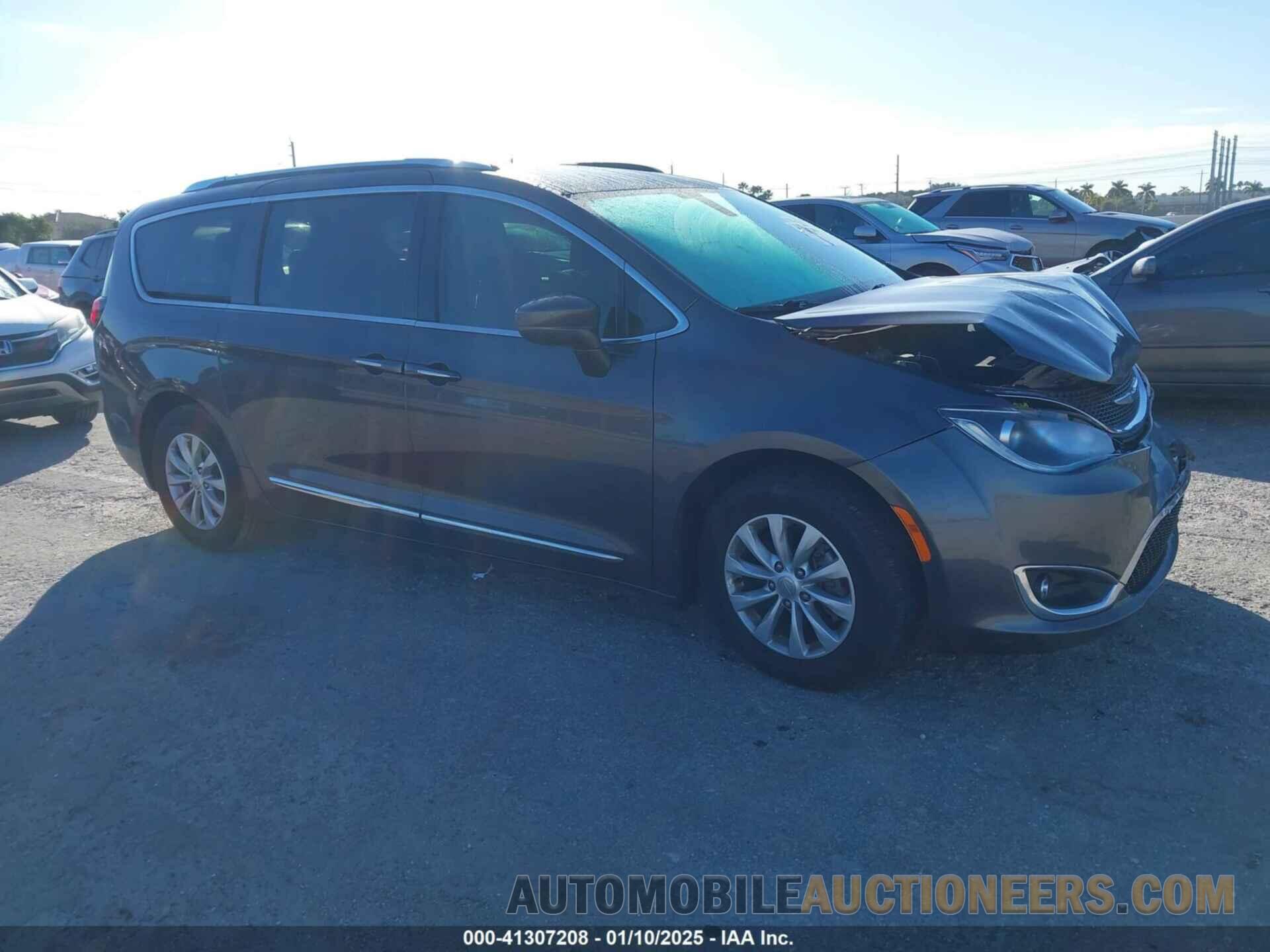 2C4RC1BGXKR577402 CHRYSLER PACIFICA 2019