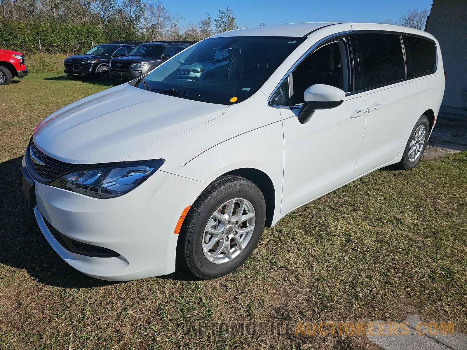 2C4RC1CG4NR208943 Chrysler Voyager 2022