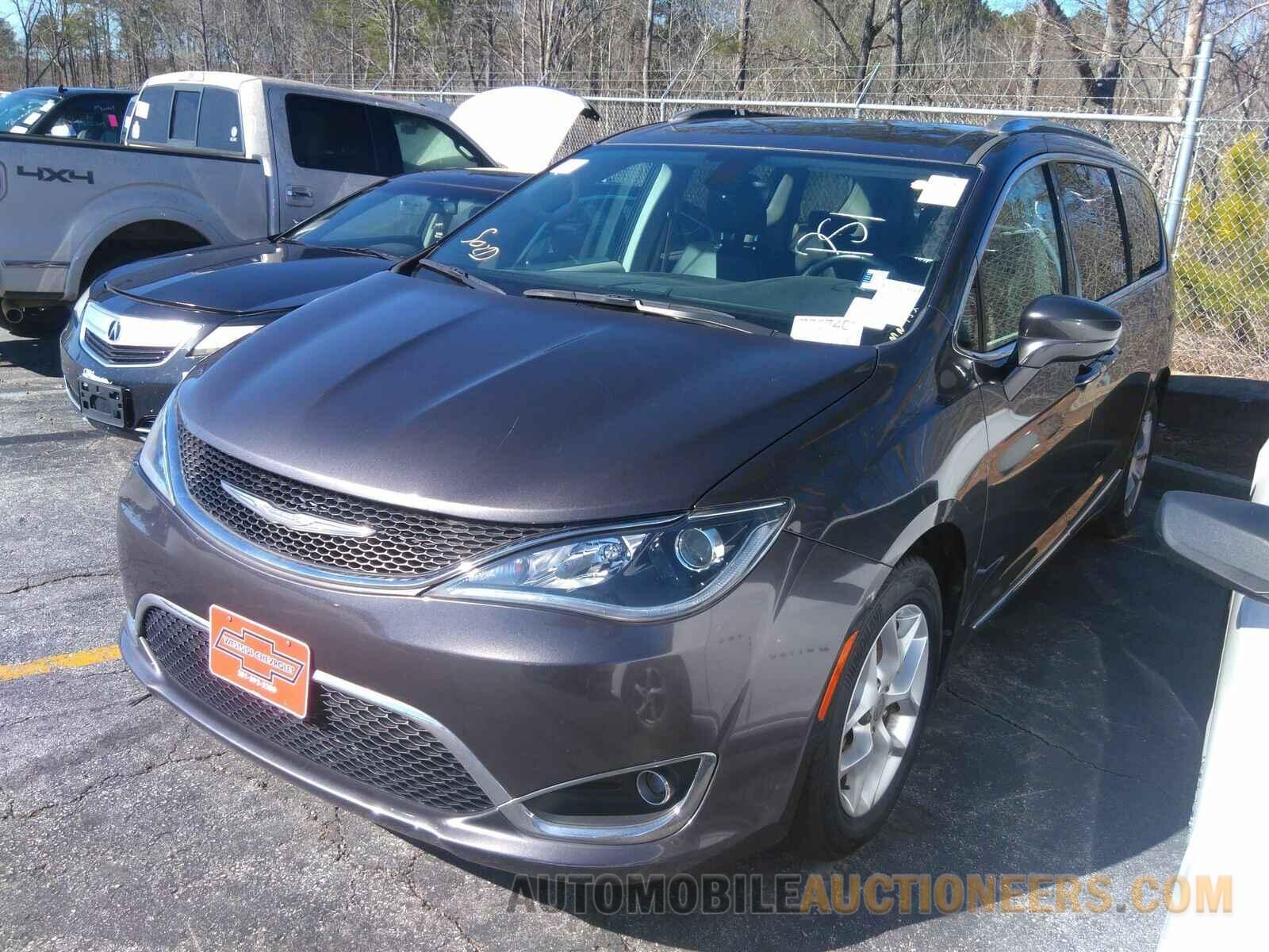 2C4RC1EG2HR559755 Chrysler Pacifica 2017