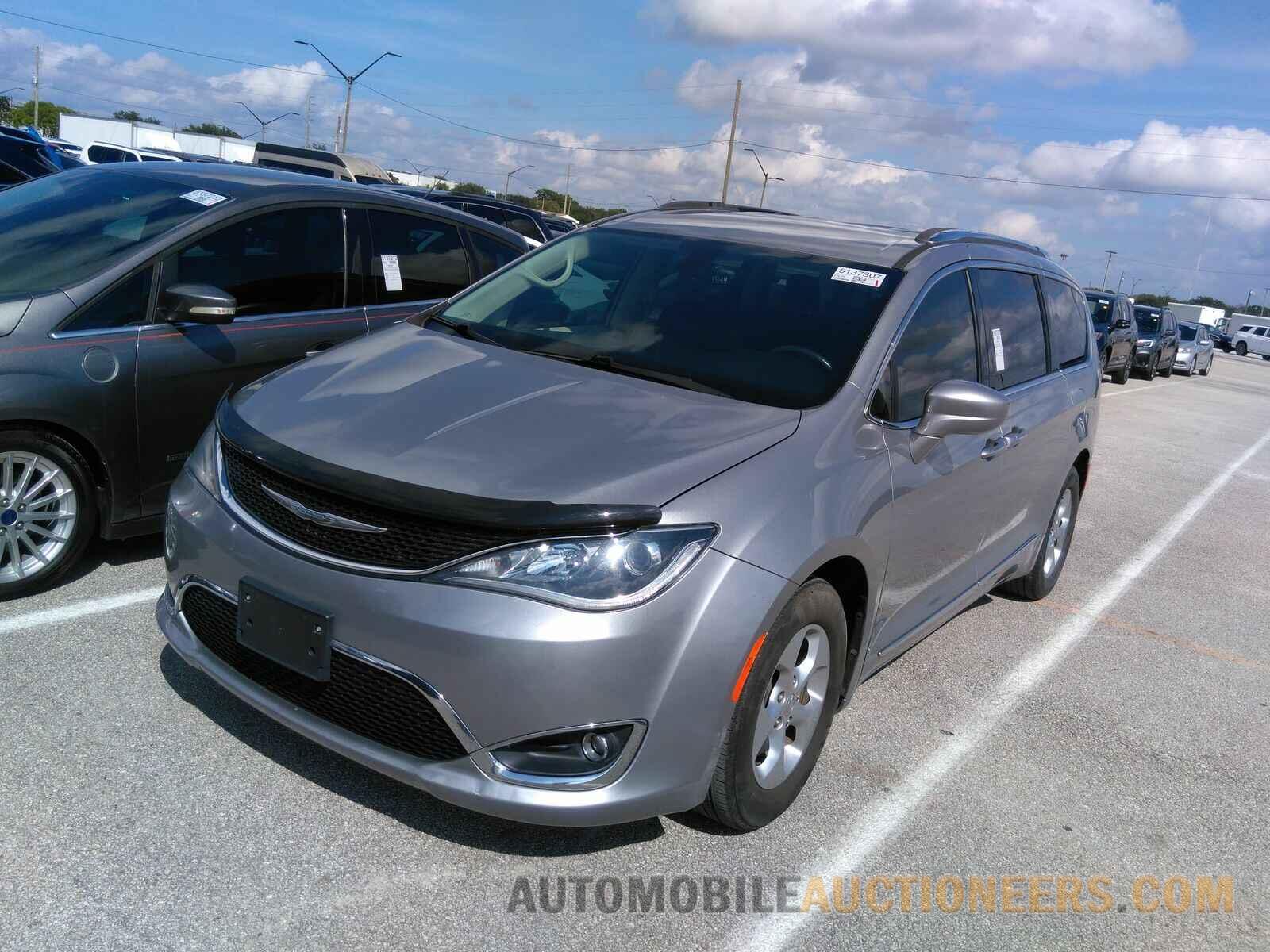 2C4RC1EG4HR713124 Chrysler Pacifica 2017