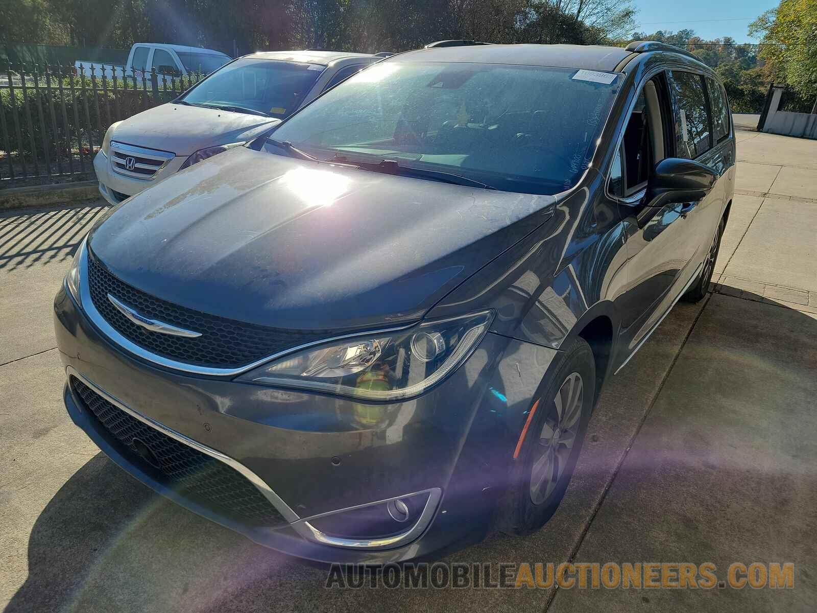 2C4RC1EG4KR604900 Chrysler Pacifica 2019