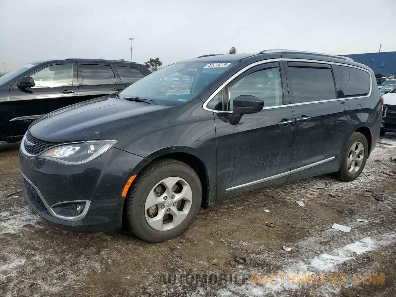 2C4RC1EG5HR656867 CHRYSLER PACIFICA 2017