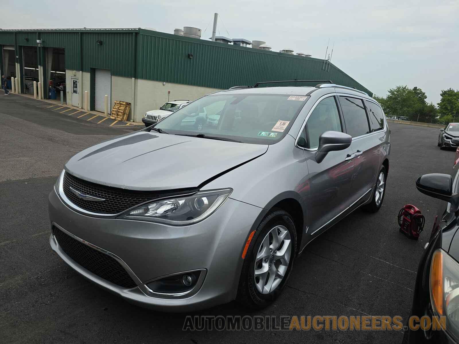 2C4RC1EG7HR757697 Chrysler Pacifica 2017