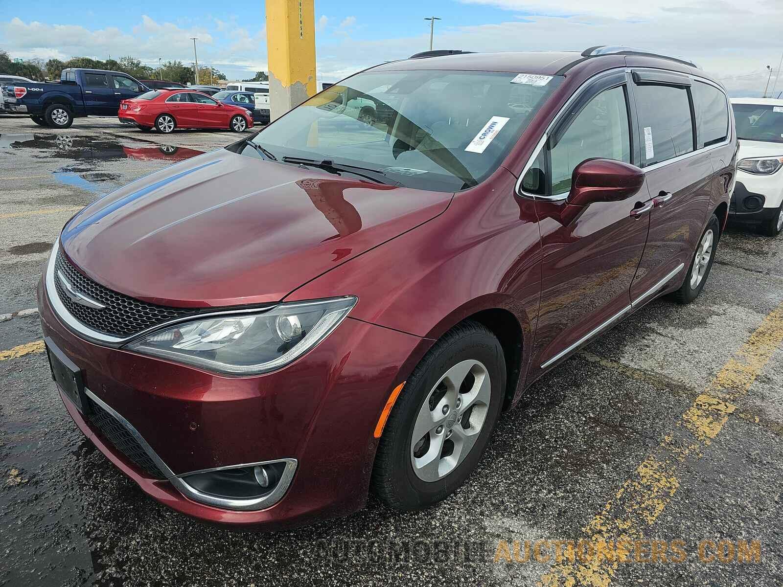 2C4RC1EG7HR850817 Chrysler Pacifica 2017