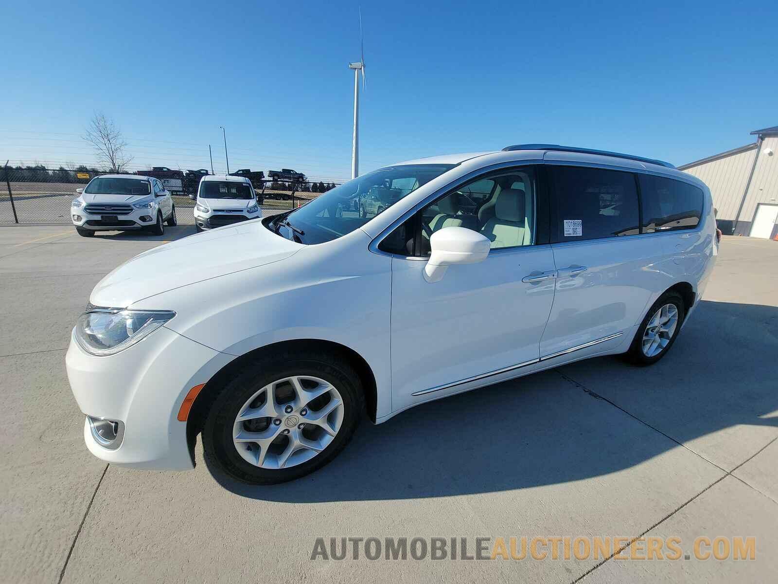 2C4RC1EG7JR116362 Chrysler Pacifica 2018