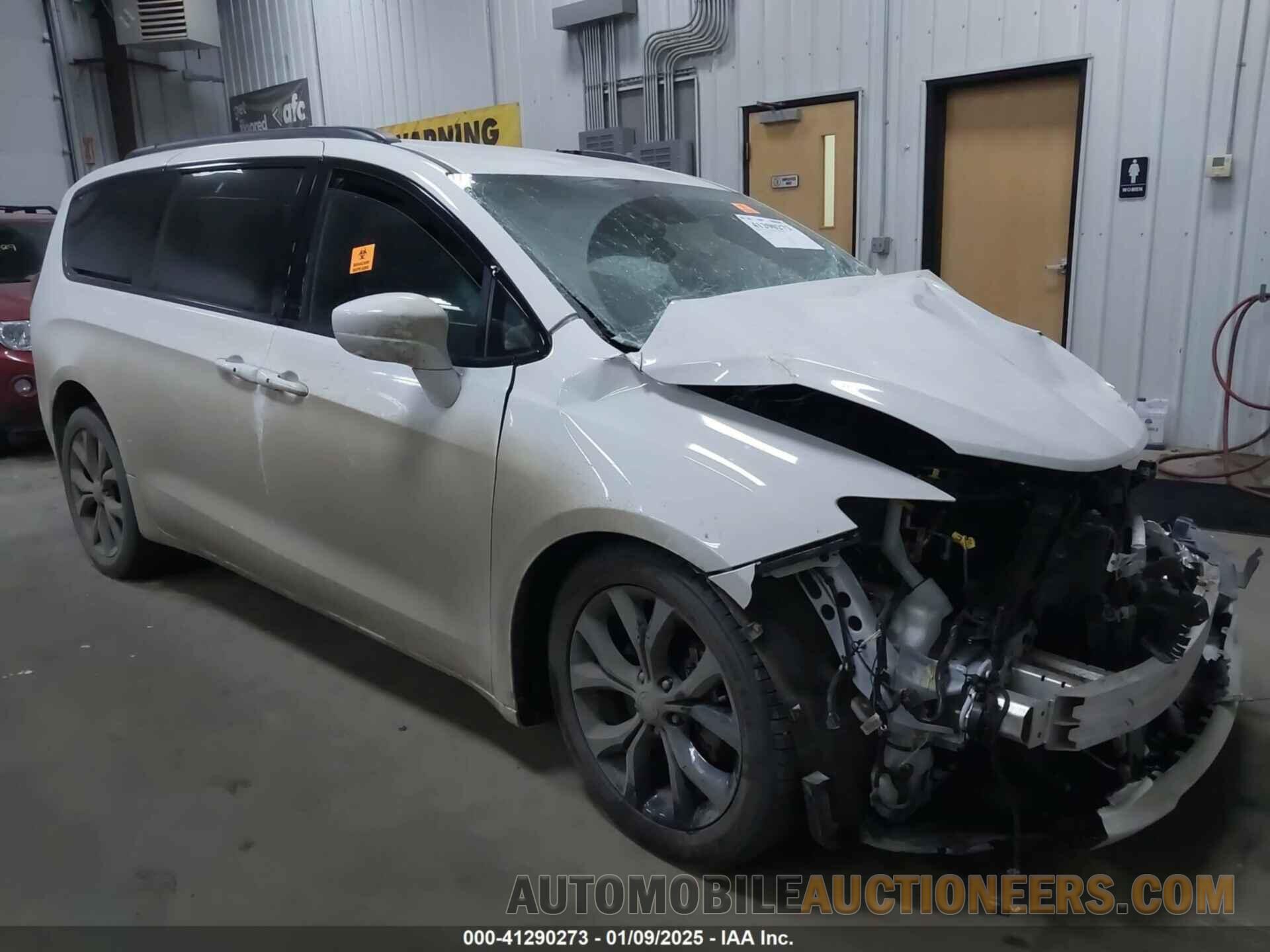 2C4RC1EG8KR615835 CHRYSLER PACIFICA 2019