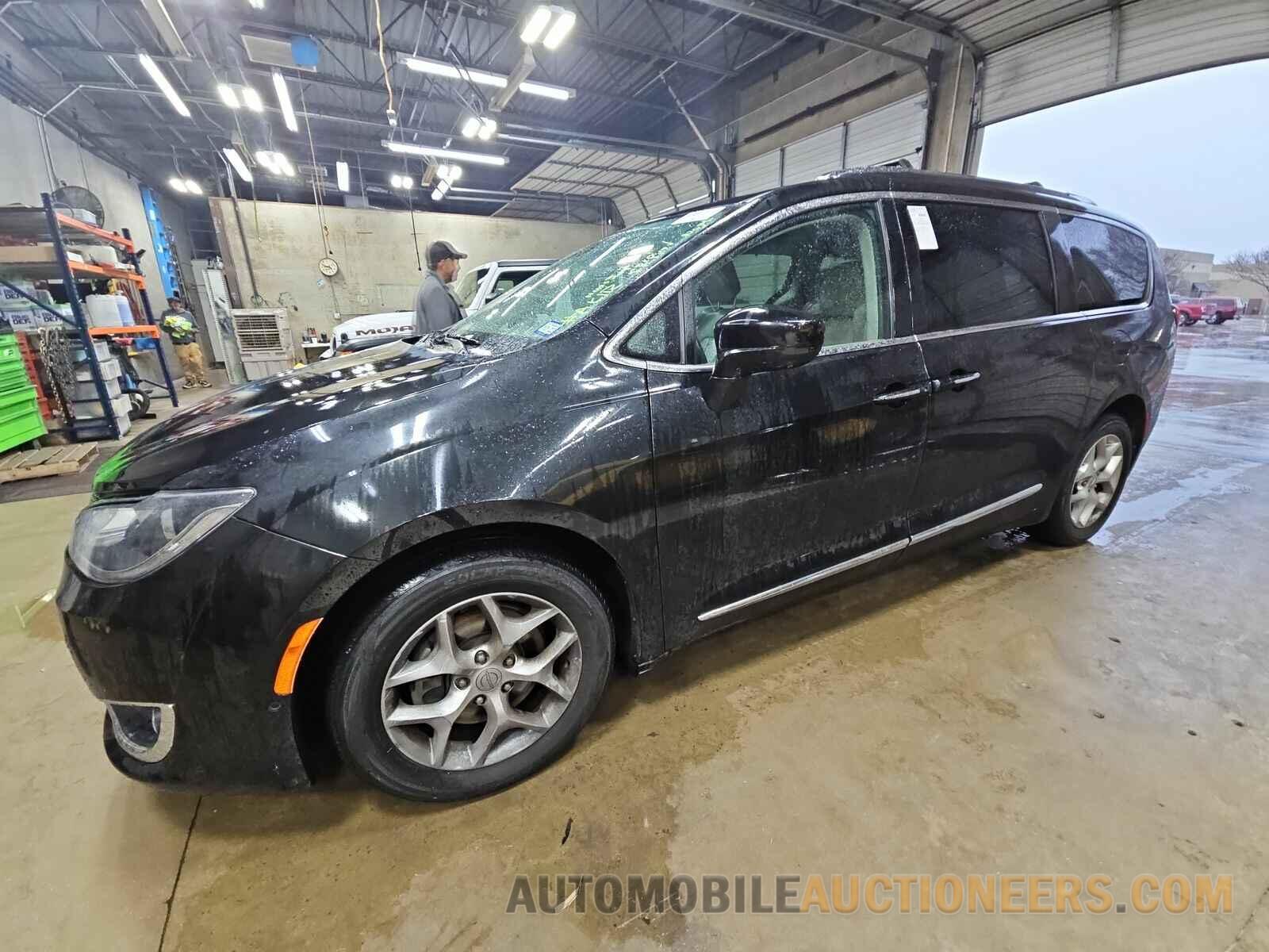 2C4RC1EG9HR683893 Chrysler Pacifica 2017