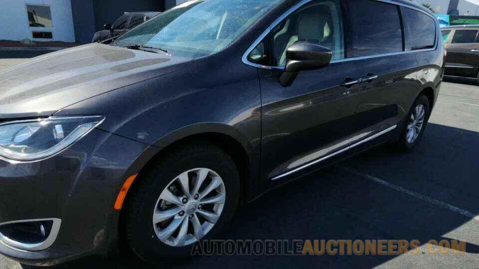 2C4RC1EGXJR315907 Chrysler Pacifica 2018