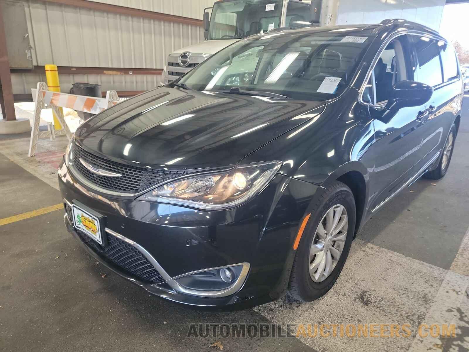 2C4RC1EGXJR352620 Chrysler Pacifica 2018