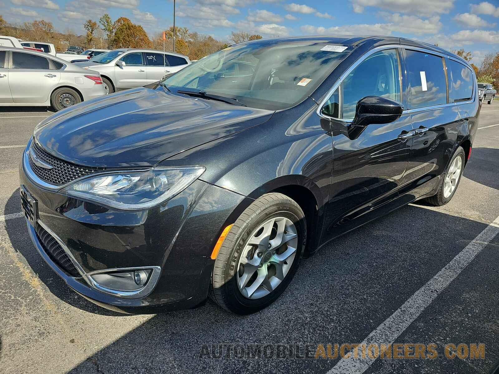 2C4RC1FG4JR294664 Chrysler Pacifica 2018