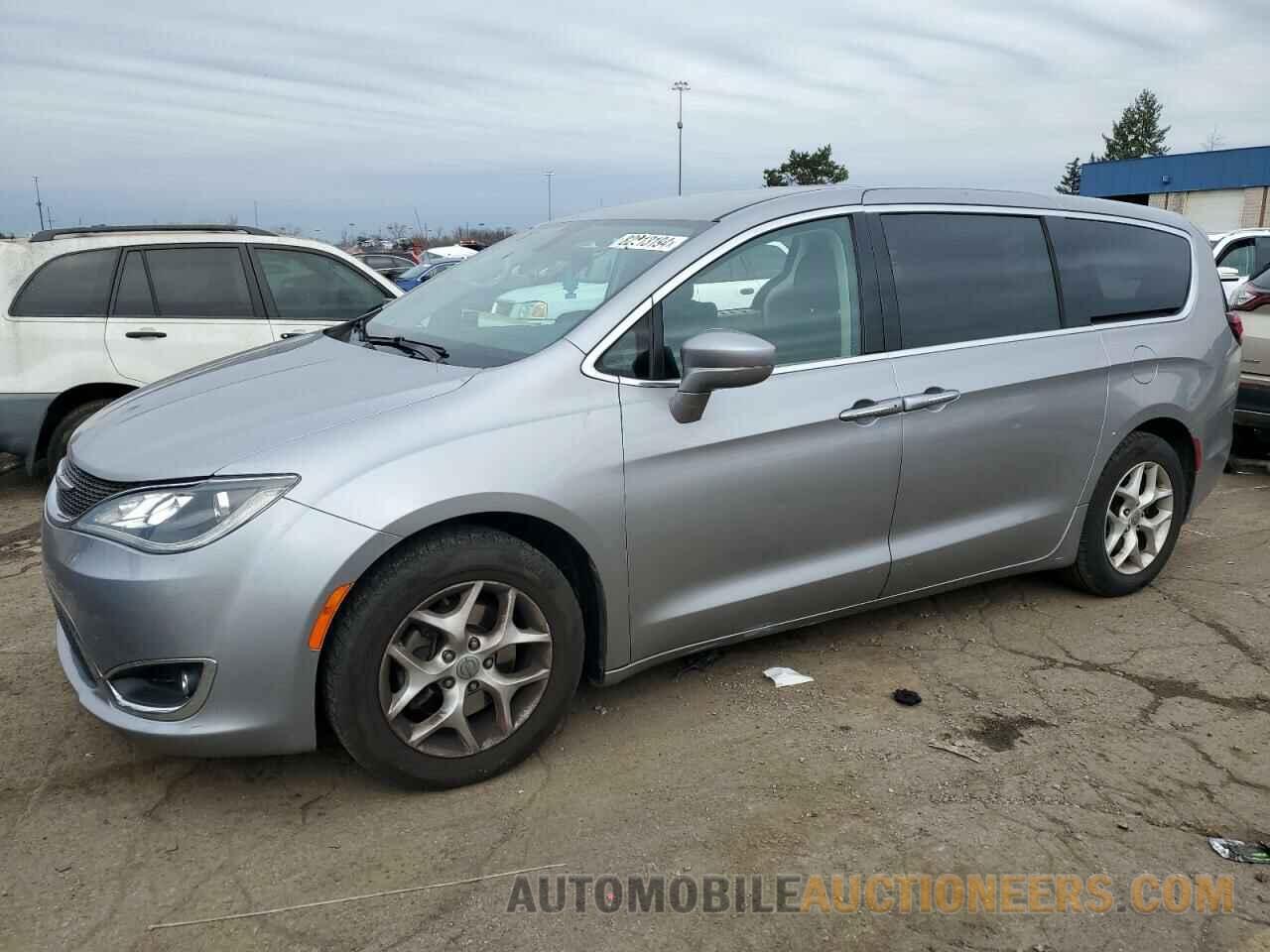 2C4RC1FG7JR125870 CHRYSLER PACIFICA 2018