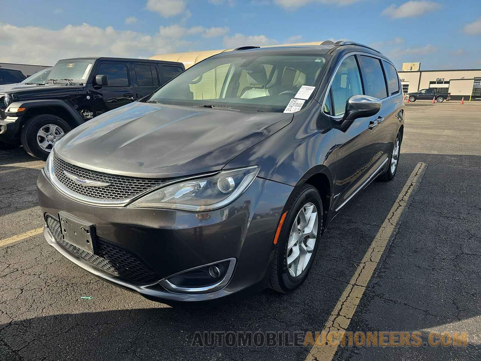 2C4RC1GG2LR115295 Chrysler Pacifica 2020