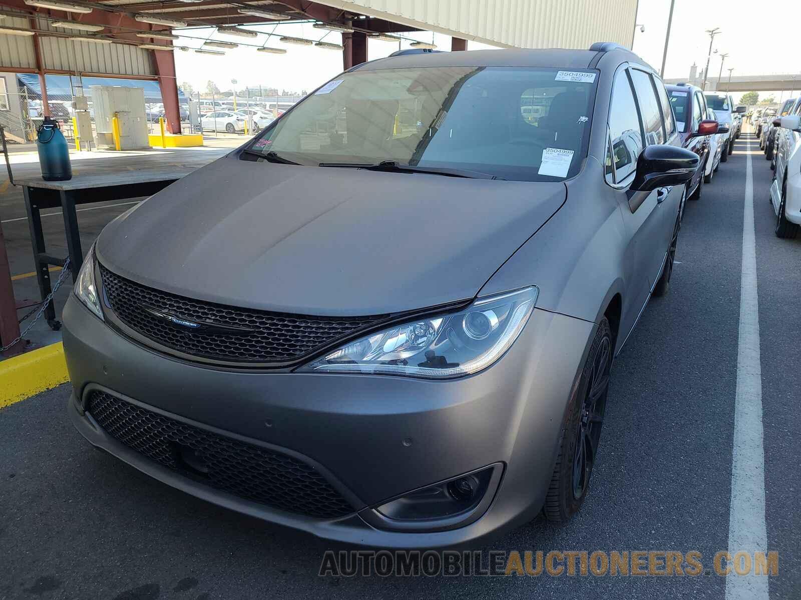 2C4RC1GG9JR116831 Chrysler Pacifica 2018