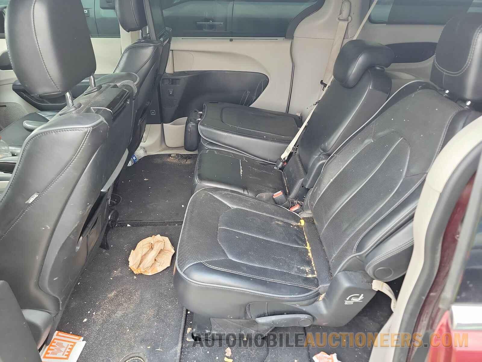 2C4RC1GGXHR821096 Chrysler Pacifica 2017