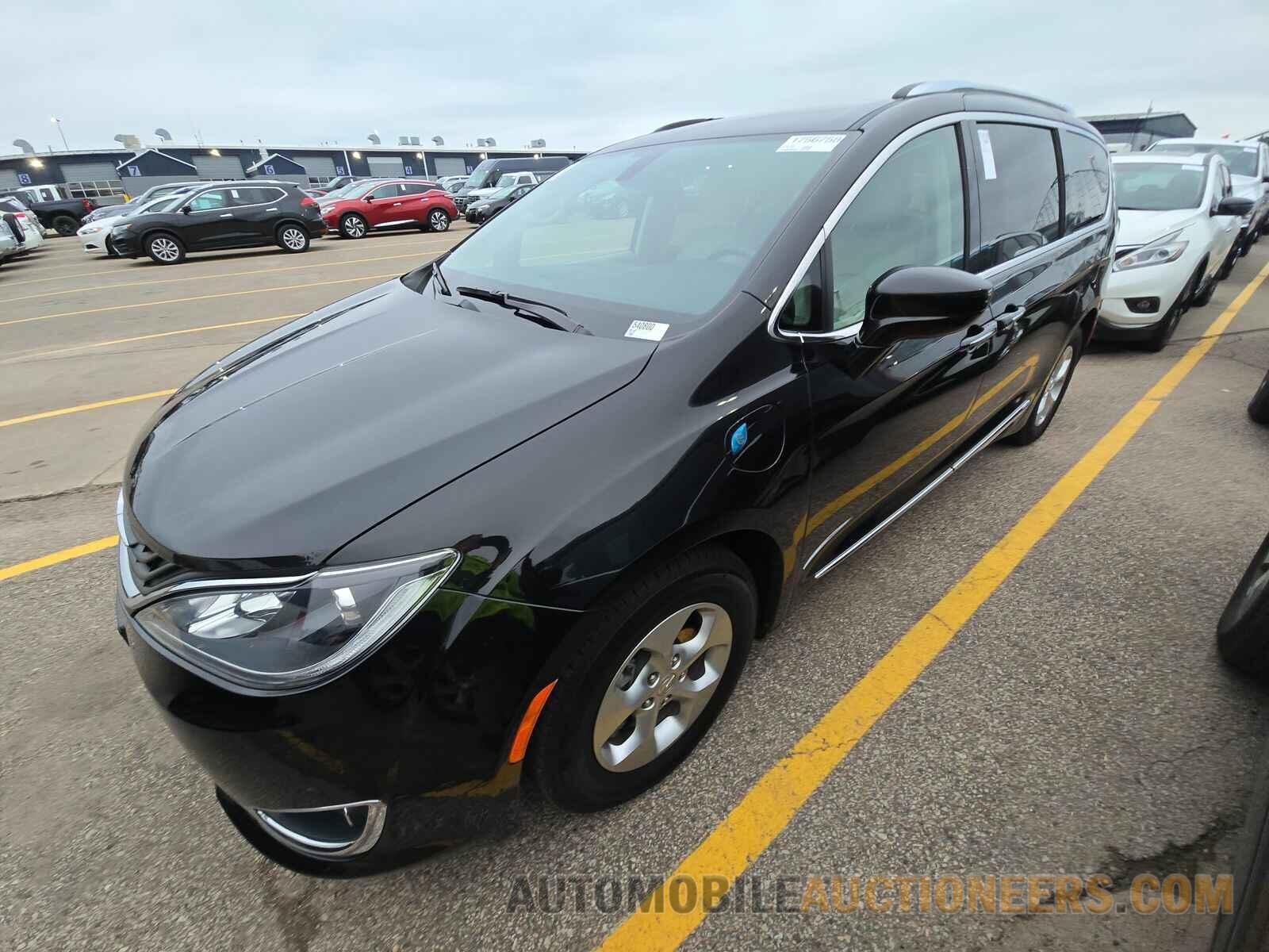 2C4RC1L73JR105670 Chrysler Pacifica 2018