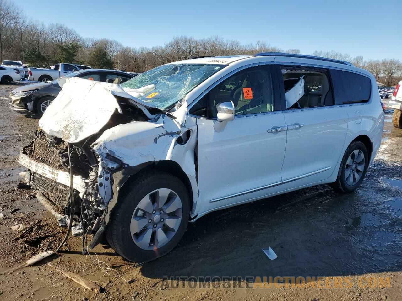 2C4RC1N72JR289738 CHRYSLER PACIFICA 2018