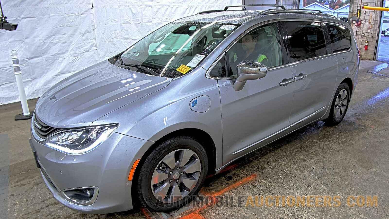 2C4RC1N79JR168513 Chrysler Pacifica 2018