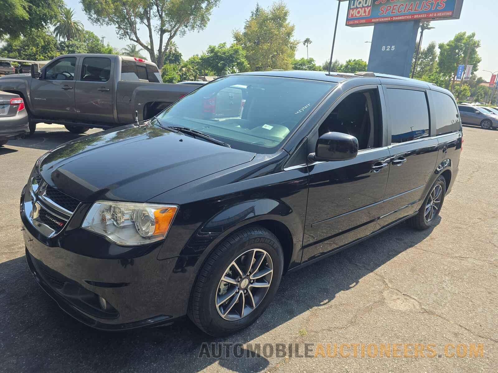 2C4RDGCG2HR581063 Dodge Grand Caravan 2017