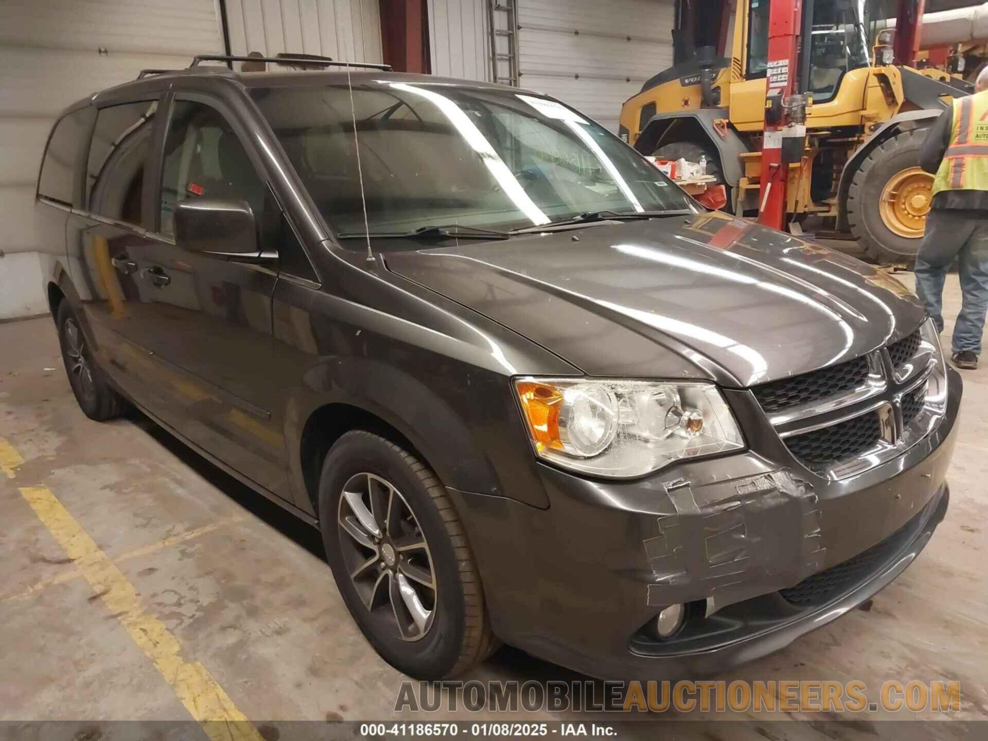 2C4RDGCG8HR807428 DODGE GRAND CARAVAN 2017