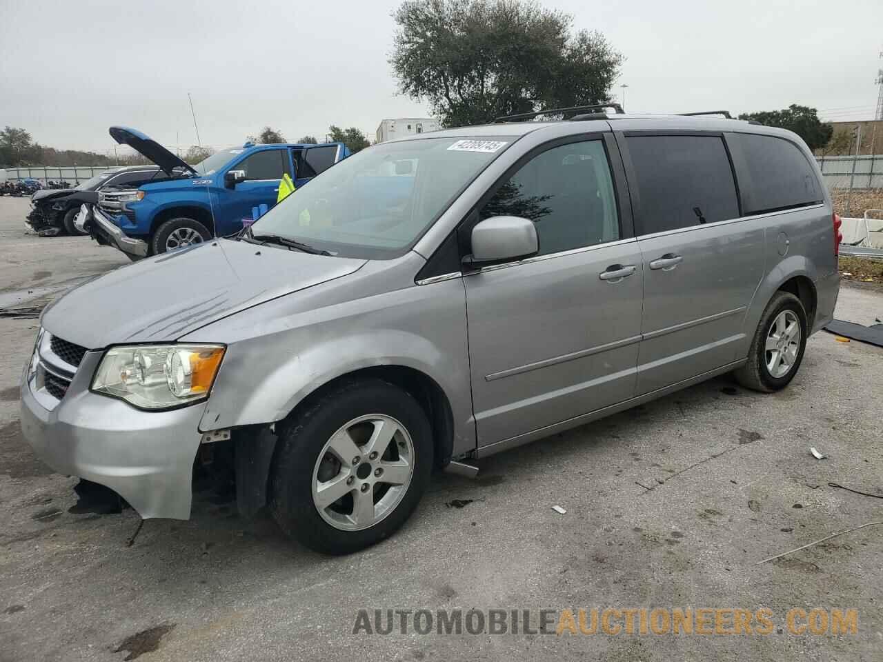 2C4RDGDG5DR608670 DODGE CARAVAN 2013