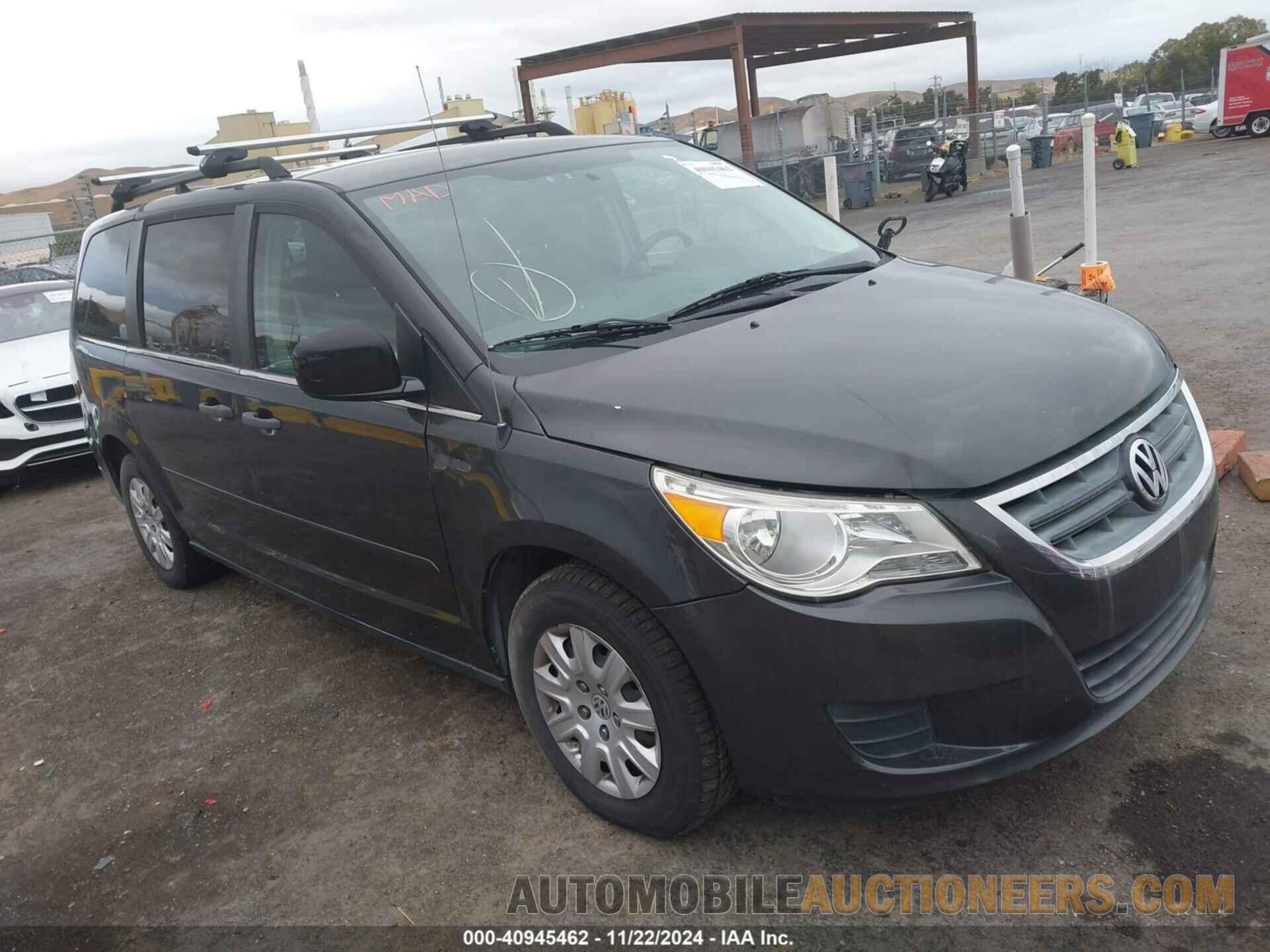 2C4RVAAG5CR390453 VOLKSWAGEN ROUTAN 2012