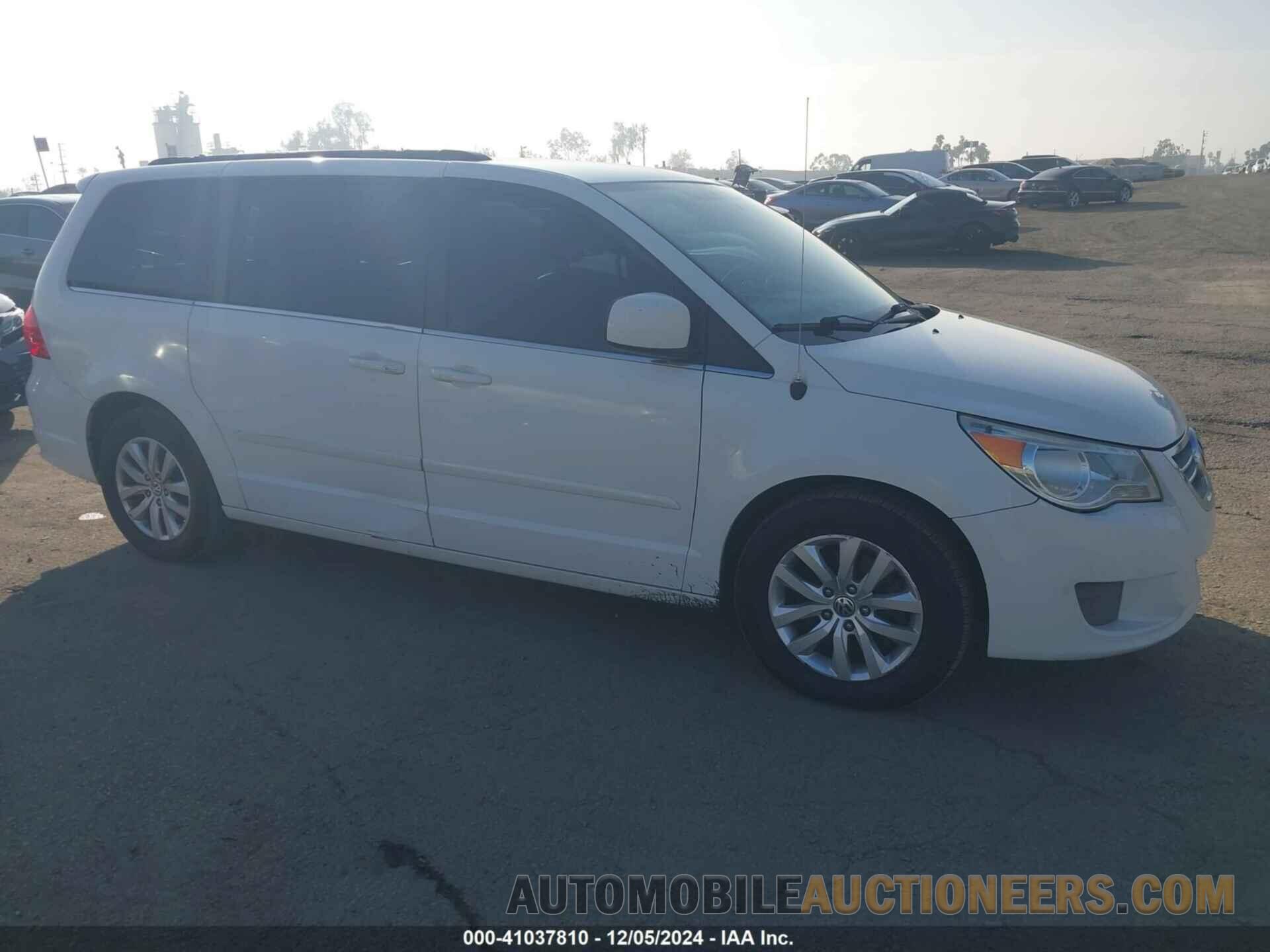 2C4RVABG4CR276510 VOLKSWAGEN ROUTAN 2012