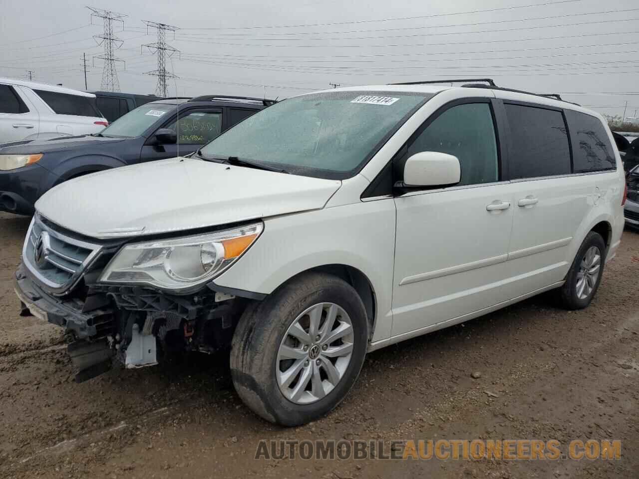 2C4RVABG8CR127713 VOLKSWAGEN ROUTAN 2012