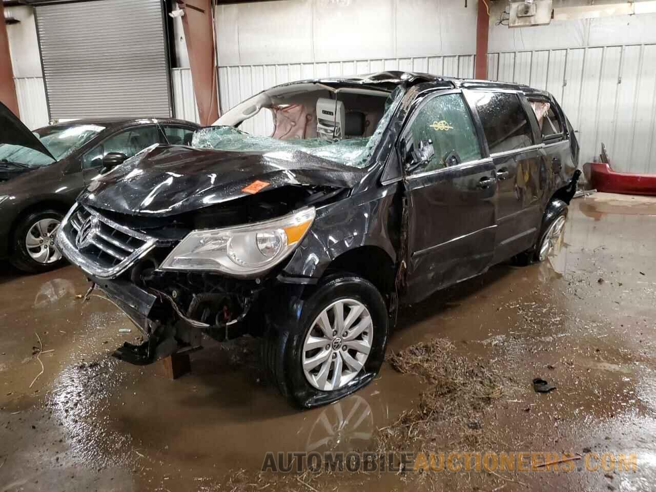 2C4RVABG9DR724905 VOLKSWAGEN ROUTAN 2013