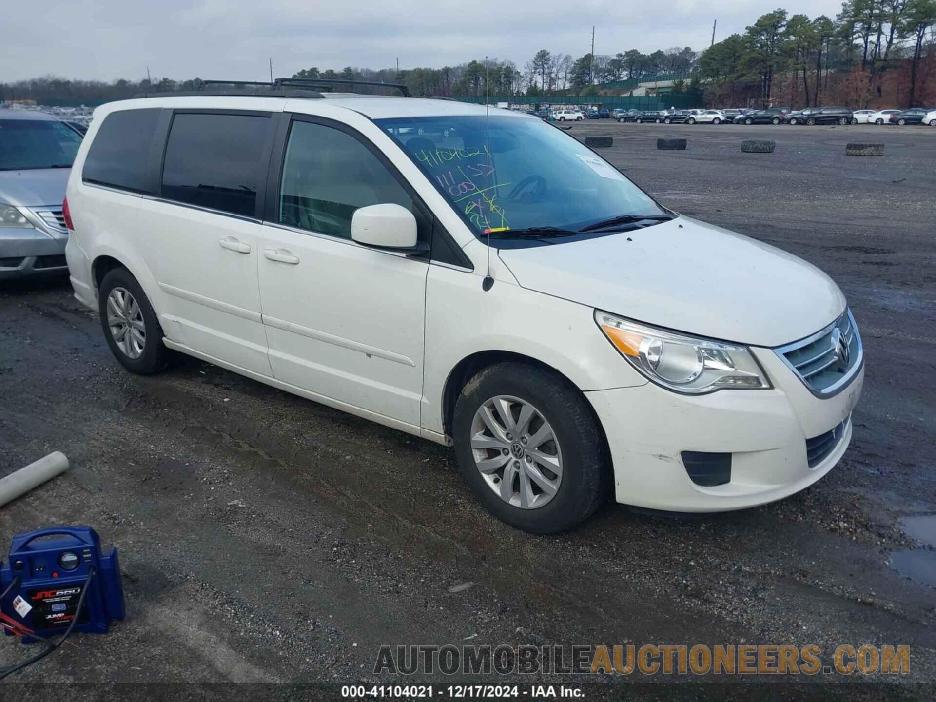 2C4RVABGXCR391726 VOLKSWAGEN ROUTAN 2012