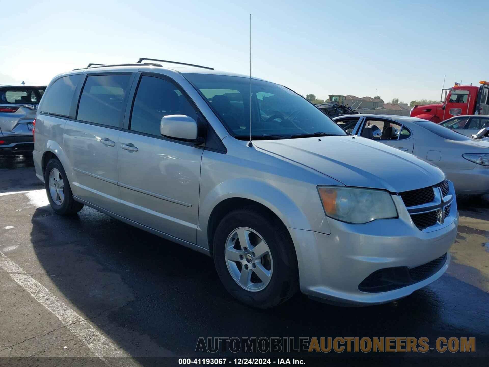 2D4RN3DG1BR762492 DODGE GRAND CARAVAN 2011